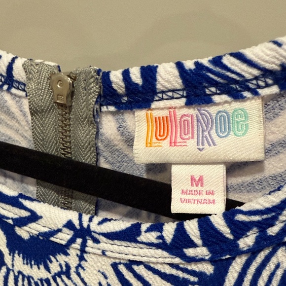LuLaRoe Amelia - Picture 6 of 8